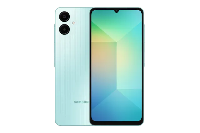 Samsung Galaxy A06 in Light Green