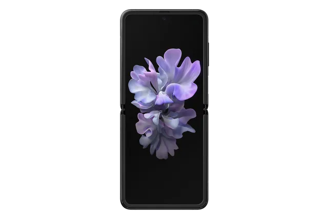 Samsung Galaxy Z Flip in Mirror Black